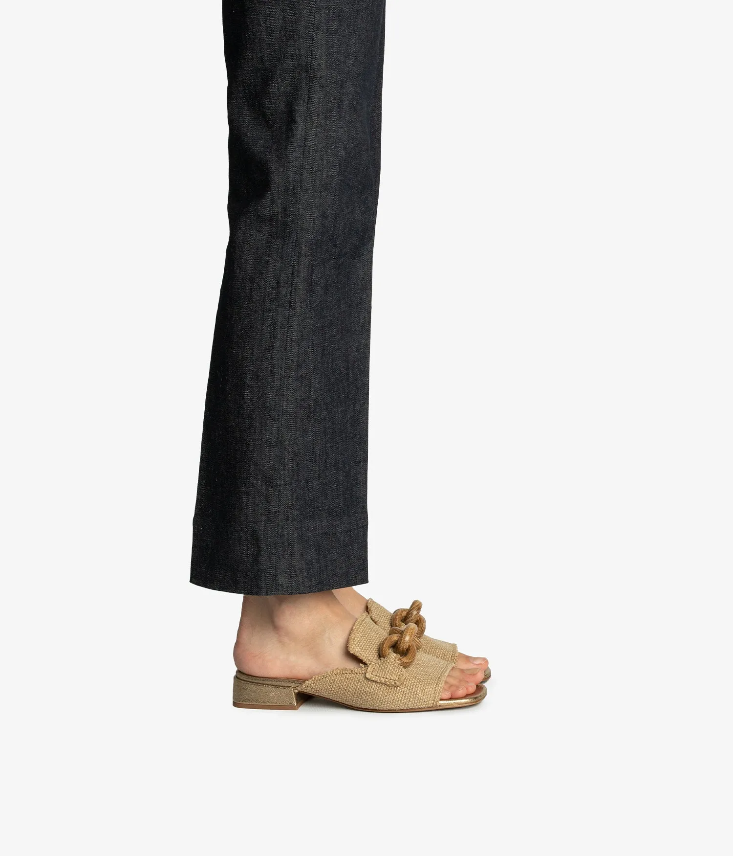 enna / natural burlap-oak sold by Pedro Garcia product image thumbnail 4