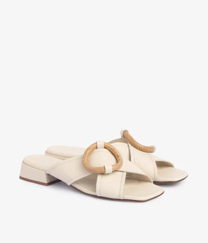 edem/ivory petitgrain-oak sold by Pedro Garcia