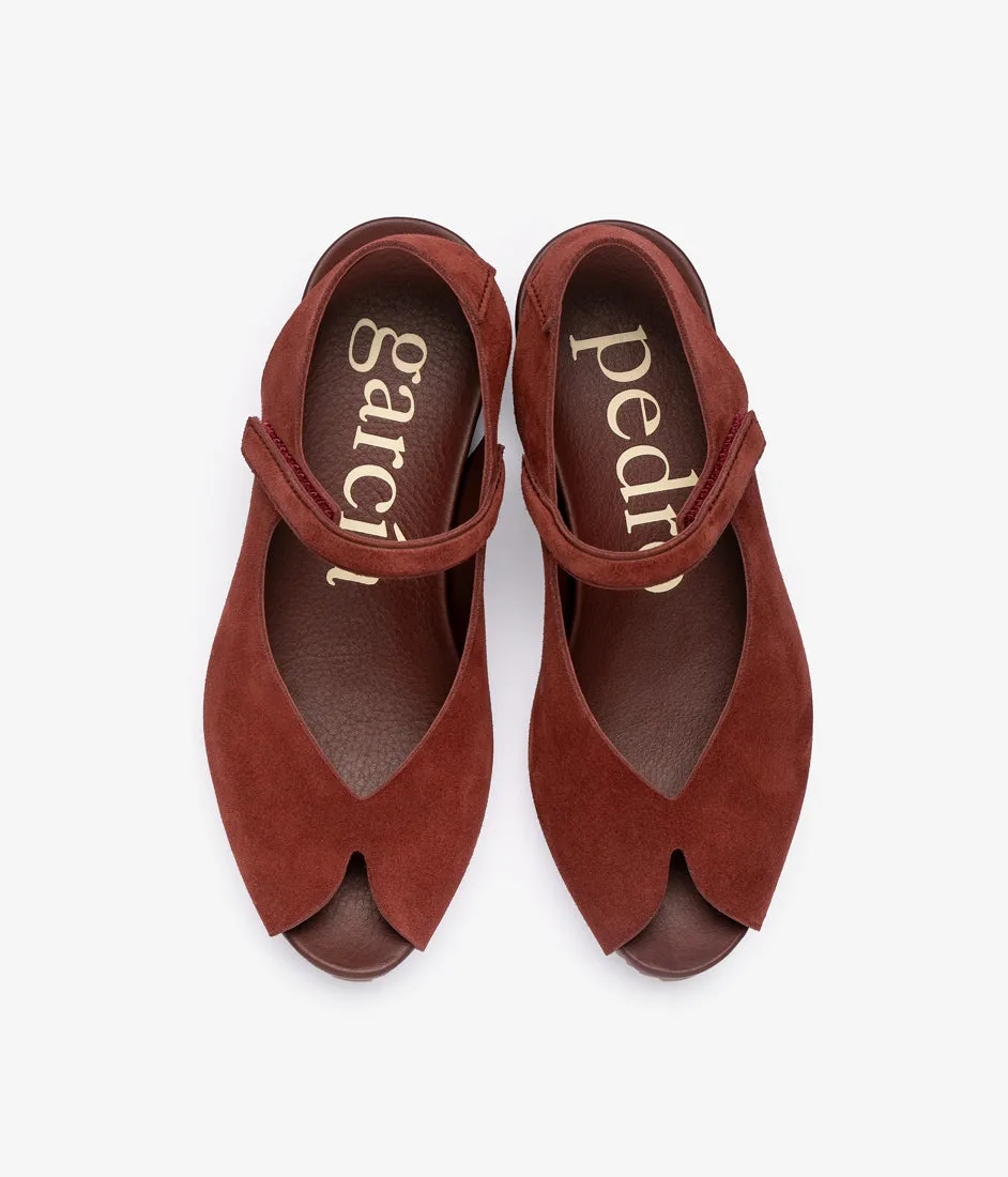 kimmy / henna castoro sold by Pedro Garcia product image thumbnail 3