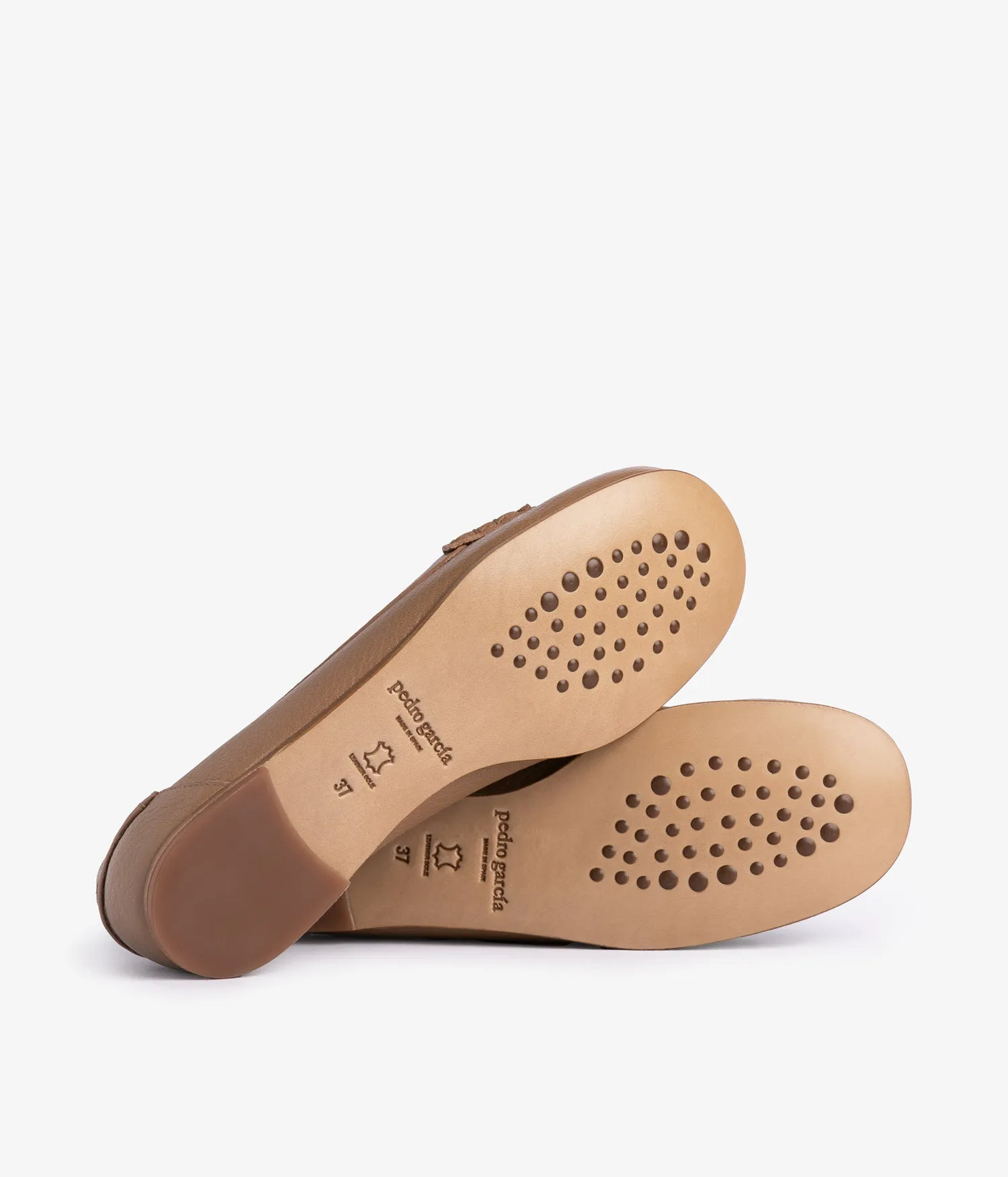 inara / beige petitgrain sold by Pedro Garcia product image thumbnail 5