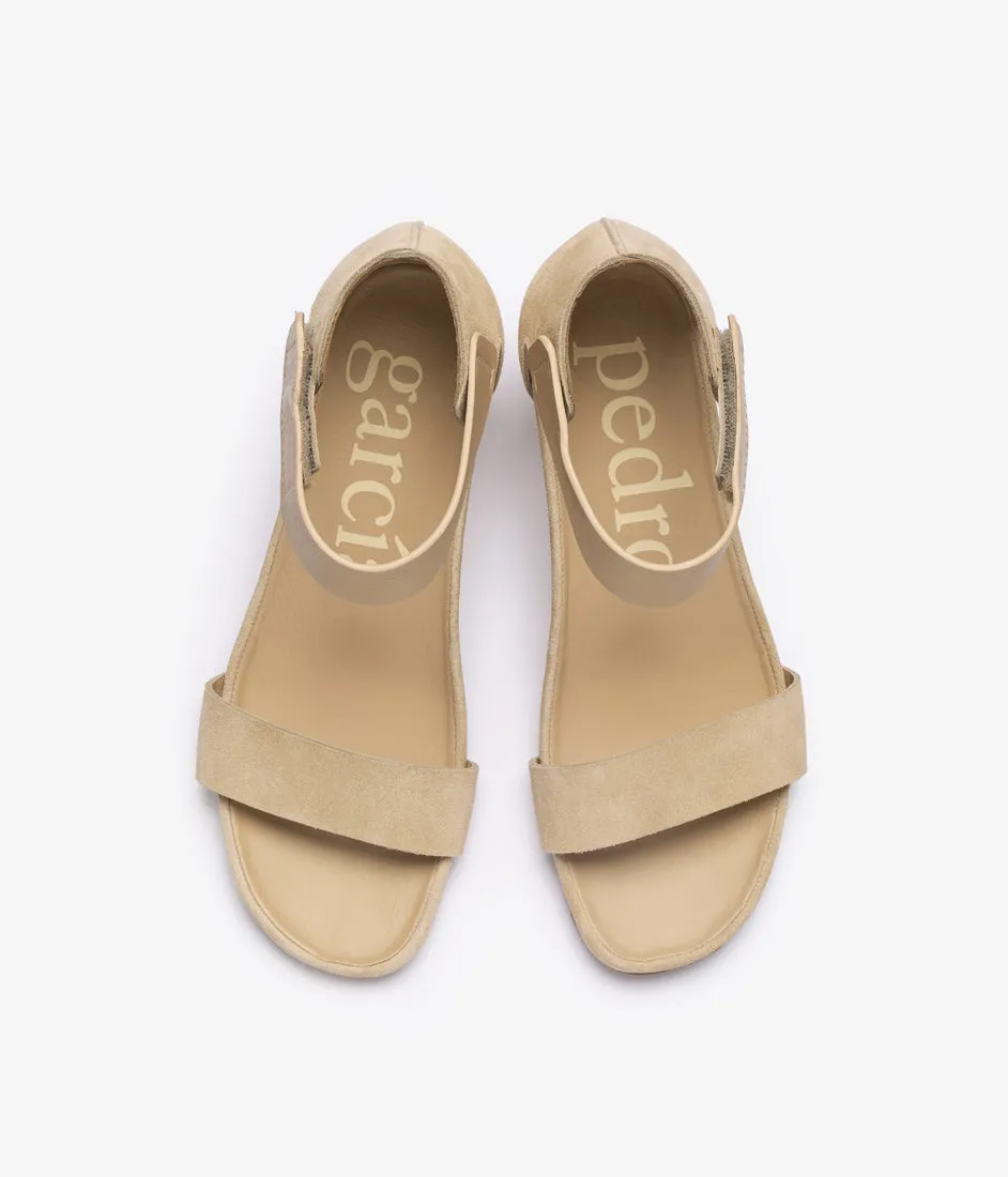 wassila / ecru castoro sold by Pedro Garcia product image thumbnail 4