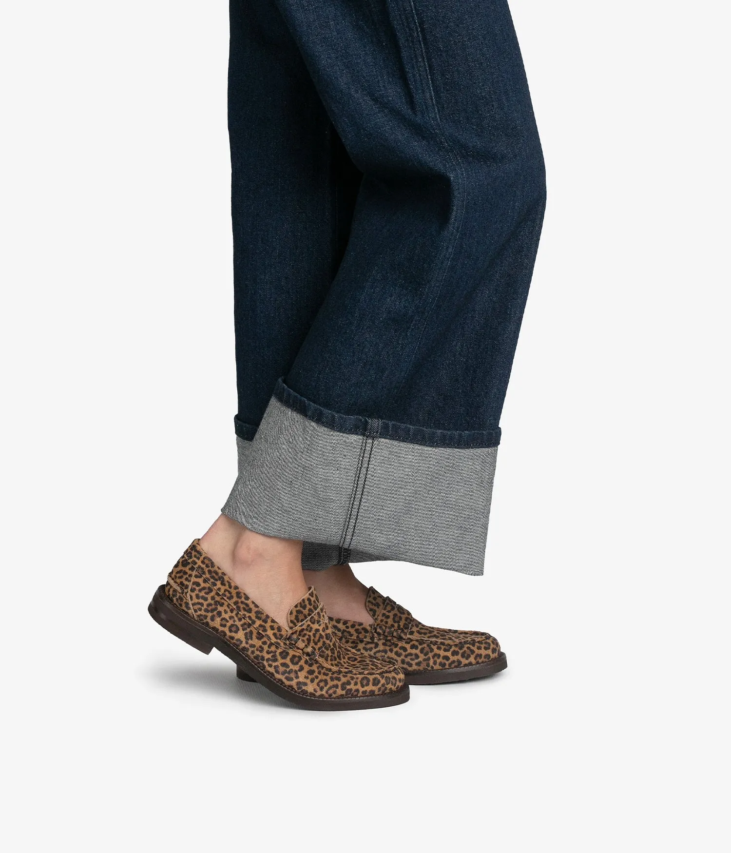 sabela / mini leopard castoro sold by Pedro Garcia product image thumbnail 2