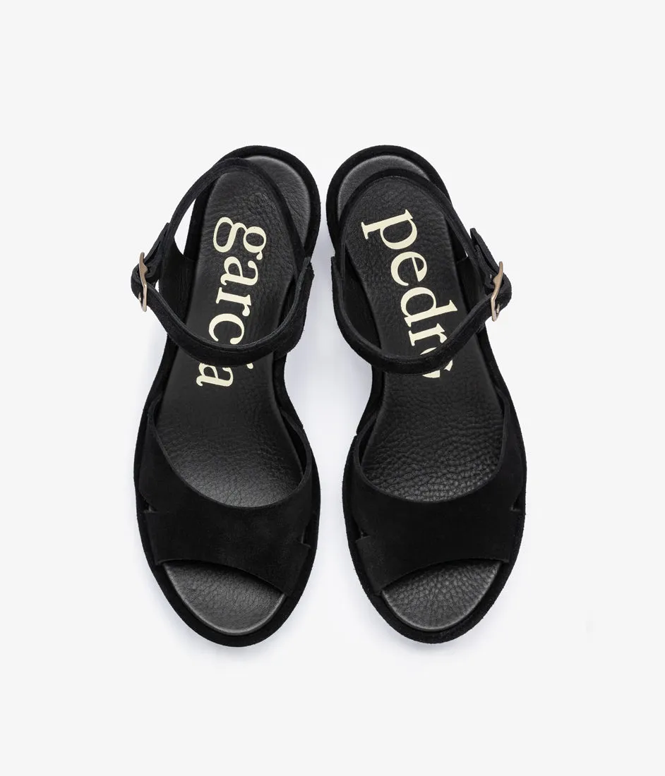 dido / black castoro sold by Pedro Garcia product image thumbnail 4