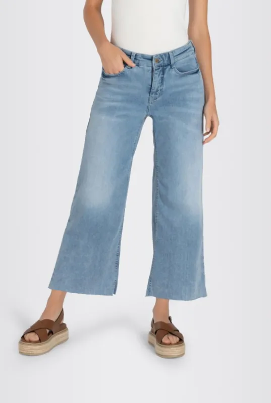 Dream Wide Cropped sold by Pepin