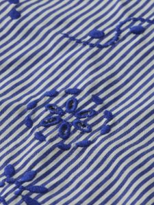 SCOTCH & SODA - Mini-robe brodée à fines rayures raglan sold by Pepin