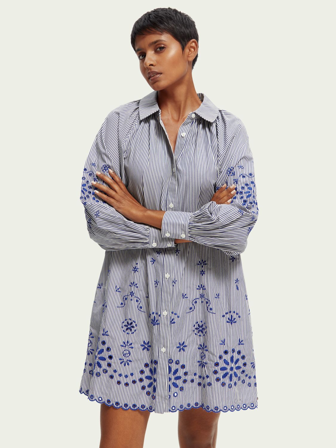 SCOTCH & SODA - Mini-robe brodée à fines rayures raglan sold by Pepin