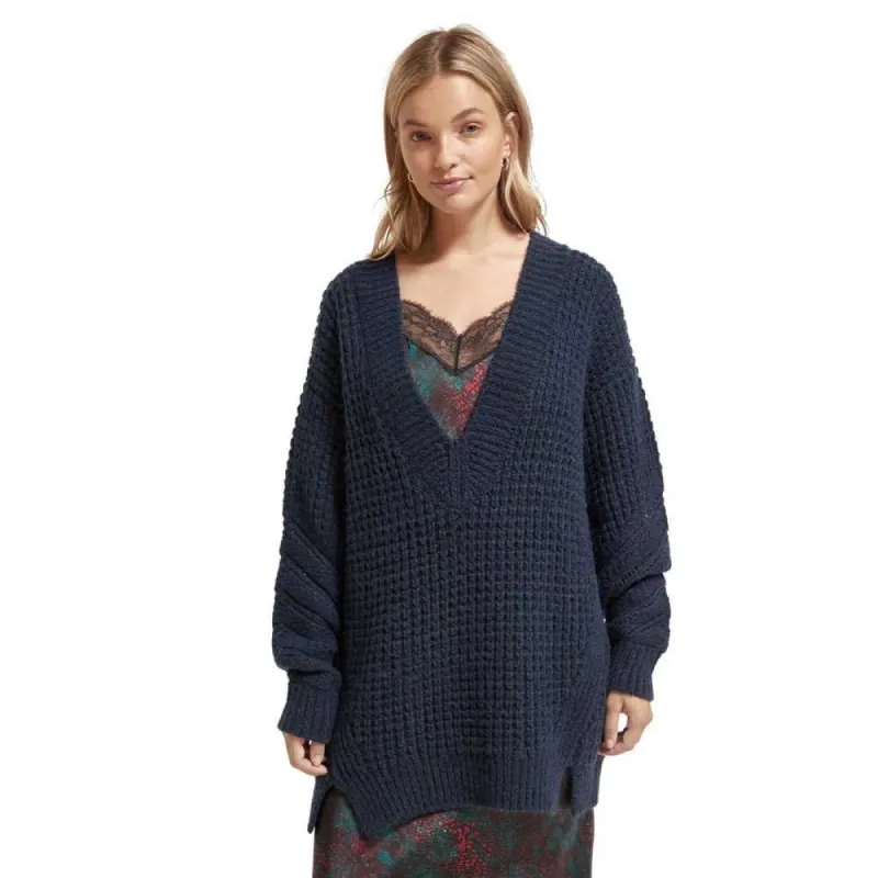 V Neck Sweater sold by Pepin