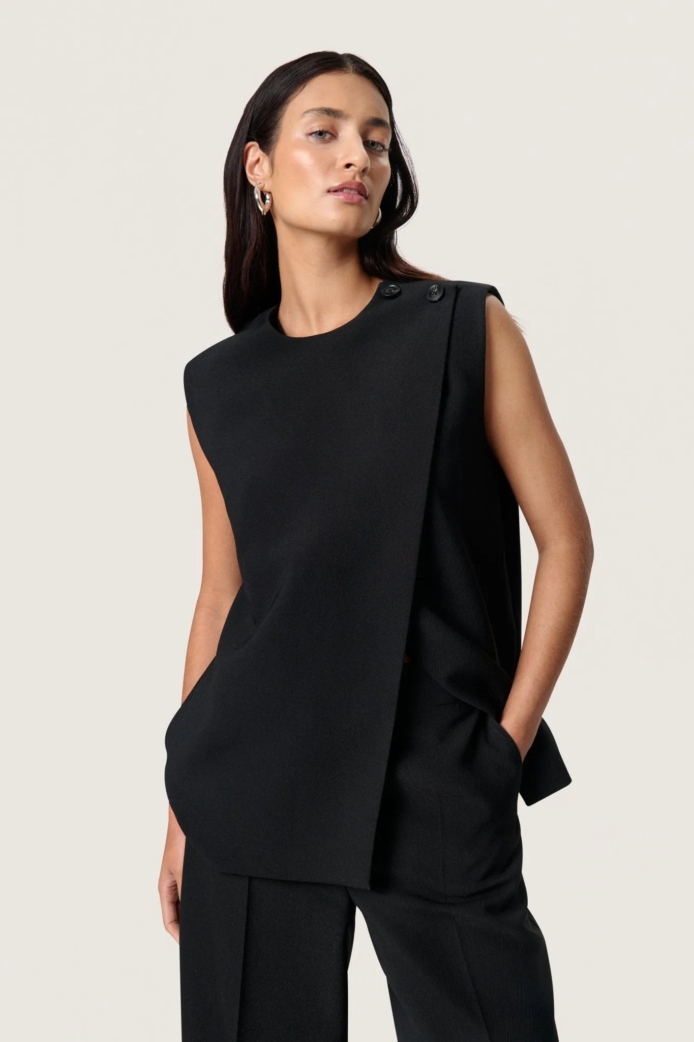 SLSarina Waistcoat STUDIO sold by Pepin product image thumbnail 2