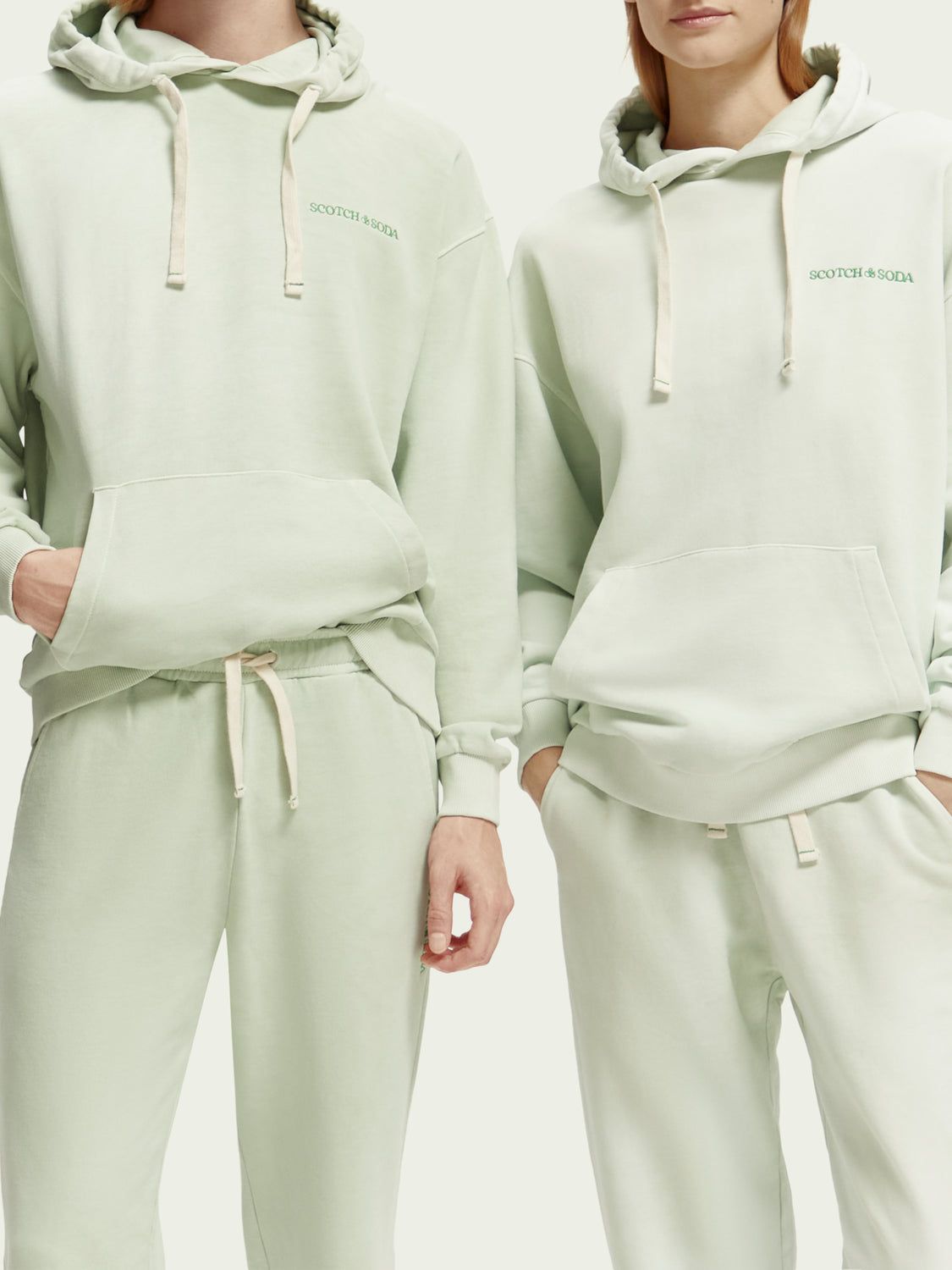 SCOTCH & SODA - Sweat à capuche teint végétal unisexe sold by Pepin product image thumbnail 2