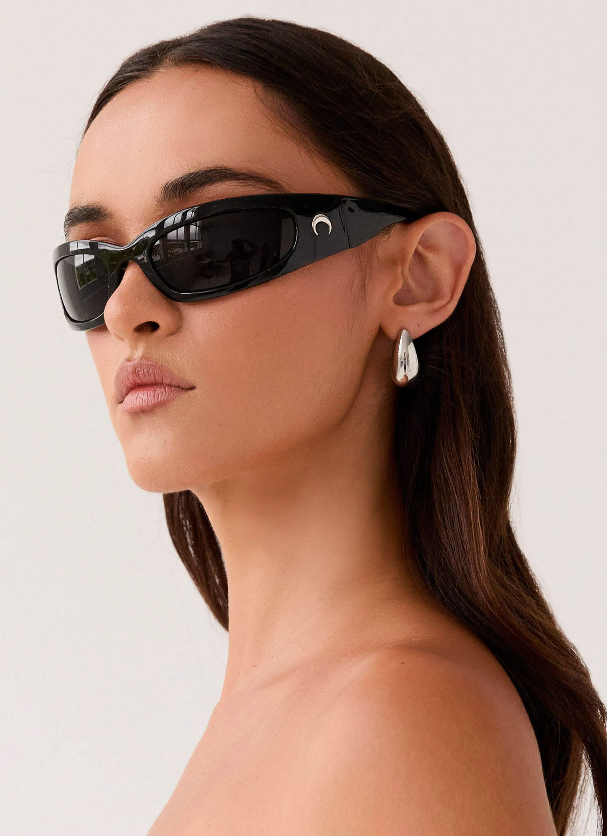 Lacen Sunglasses - Black sold by Peppermayo