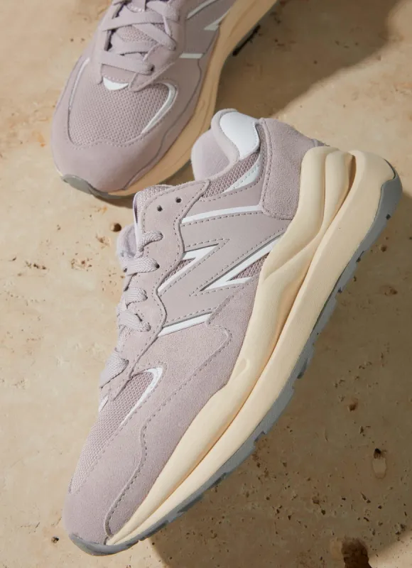 5740 Sneaker - Purple Taro made by New Balance