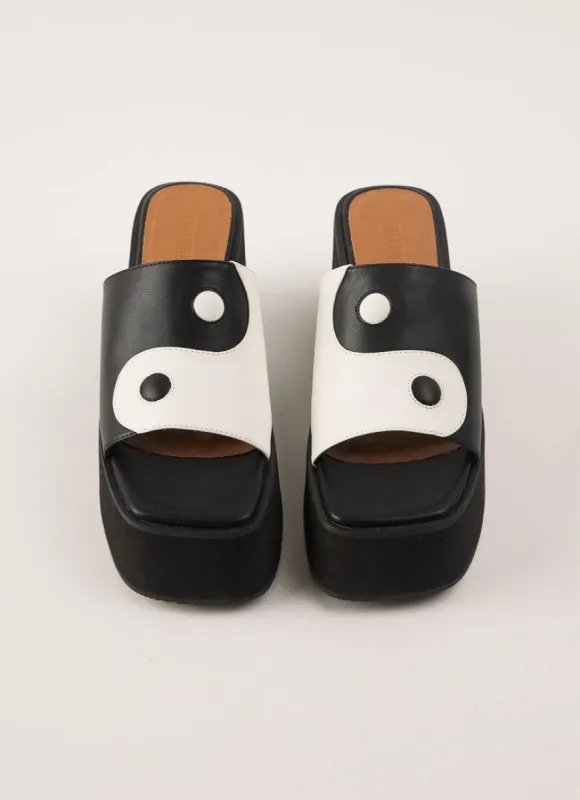 Paloma Wool Yin Yin Yang Slides Shoes The Yin Yang Slide 35 Date Shake