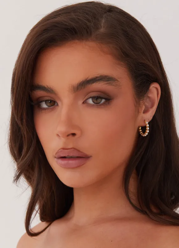 Kinsley Pearl Hoop Earring - Gold sold by Peppermayo