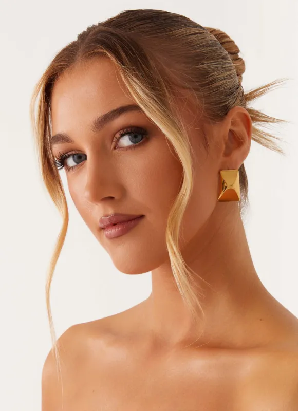 Berry Kiss Earrings - Gold sold by Peppermayo