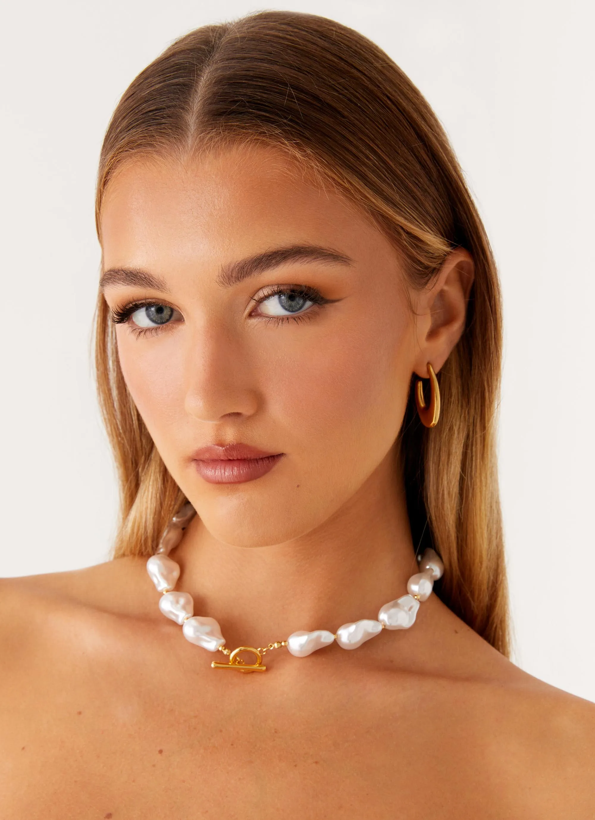 Angelie Necklace - Pearl sold by Peppermayo