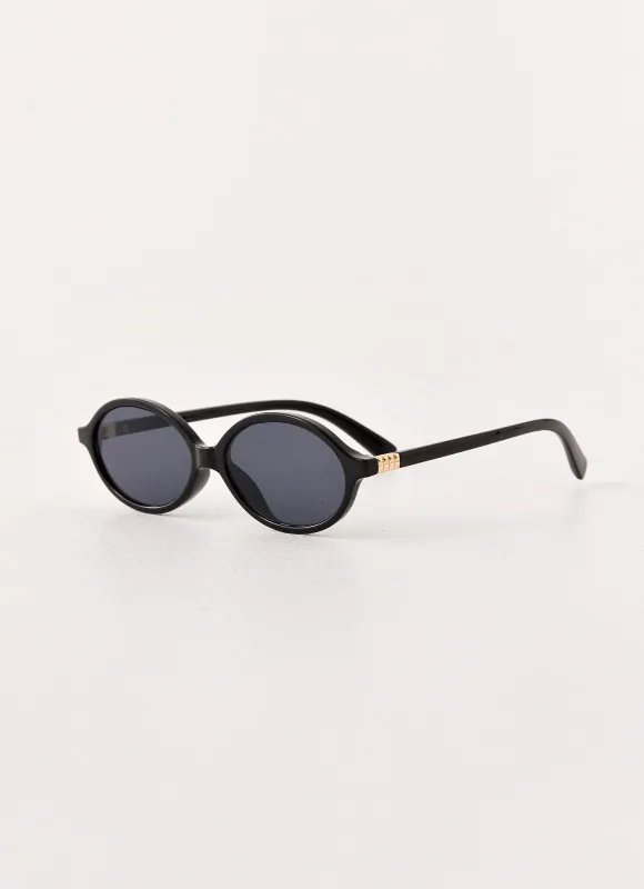 River Sunglasses - Black sold by Peppermayo