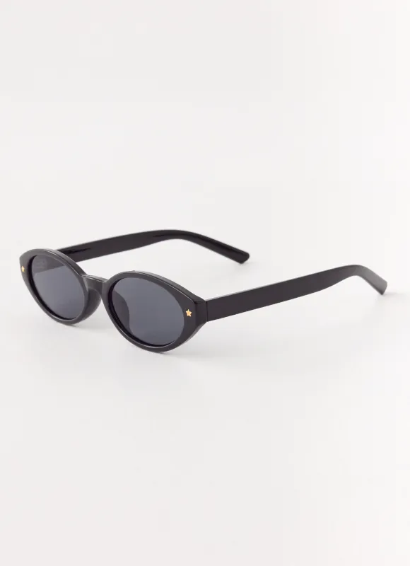 Breaking Point Sunglasses - Black made by Peppermayo