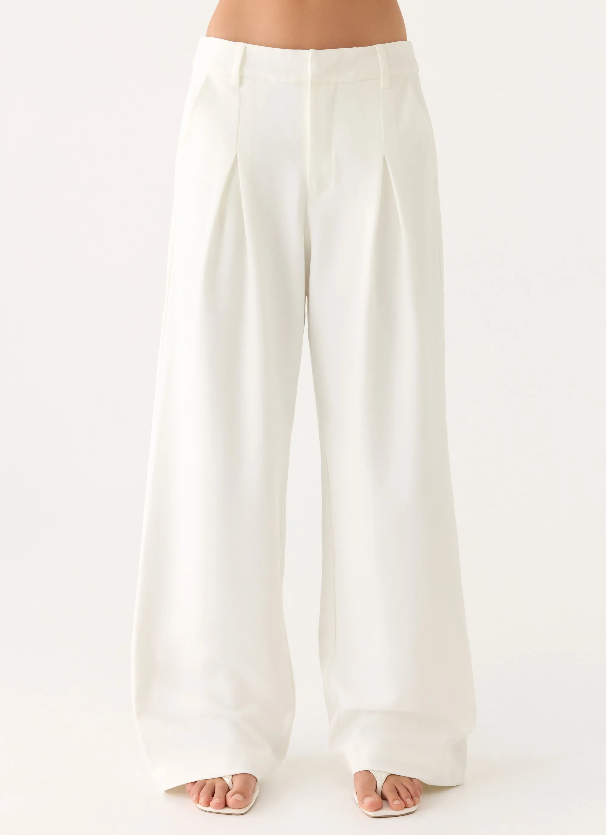 Sora Low Rise Pant - White sold by Peppermayo