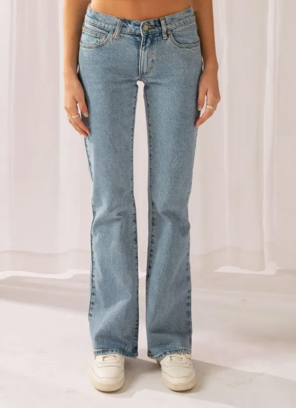 A 99 Low Boot Ariane Jean - Ariane sold by Peppermayo