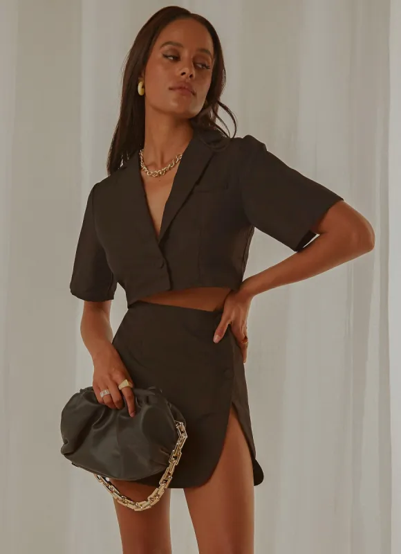 New York City Cropped Blazer - Black made by Peppermayo