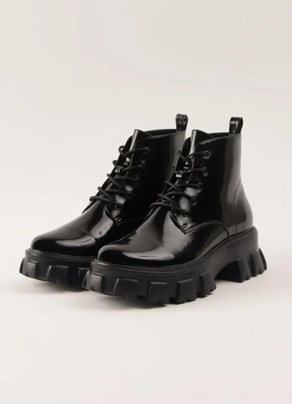 Dust To Dawn Boot - Black made by Peppermayo