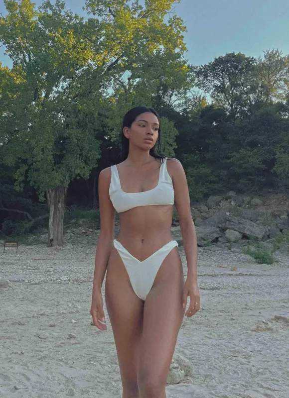 Drift V Cut Bottoms - Coconut Milk sold by Peppermayo