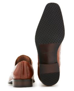 Leather Classic Oxford Shoes sold by Perry Ellis