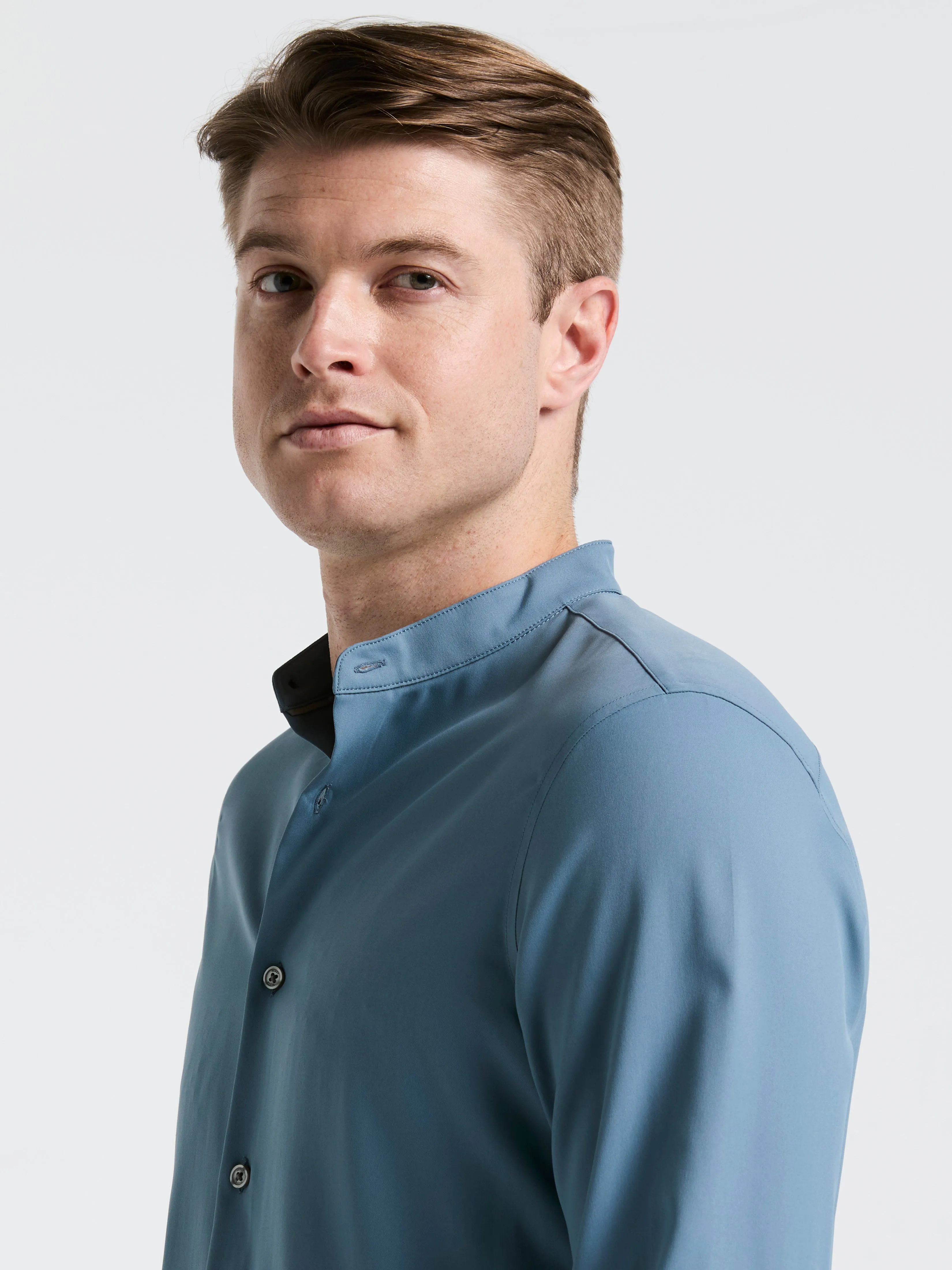 Untucked Total Stretch Slim Fit Banded Collar Shirt sold by Perry Ellis product image thumbnail 3