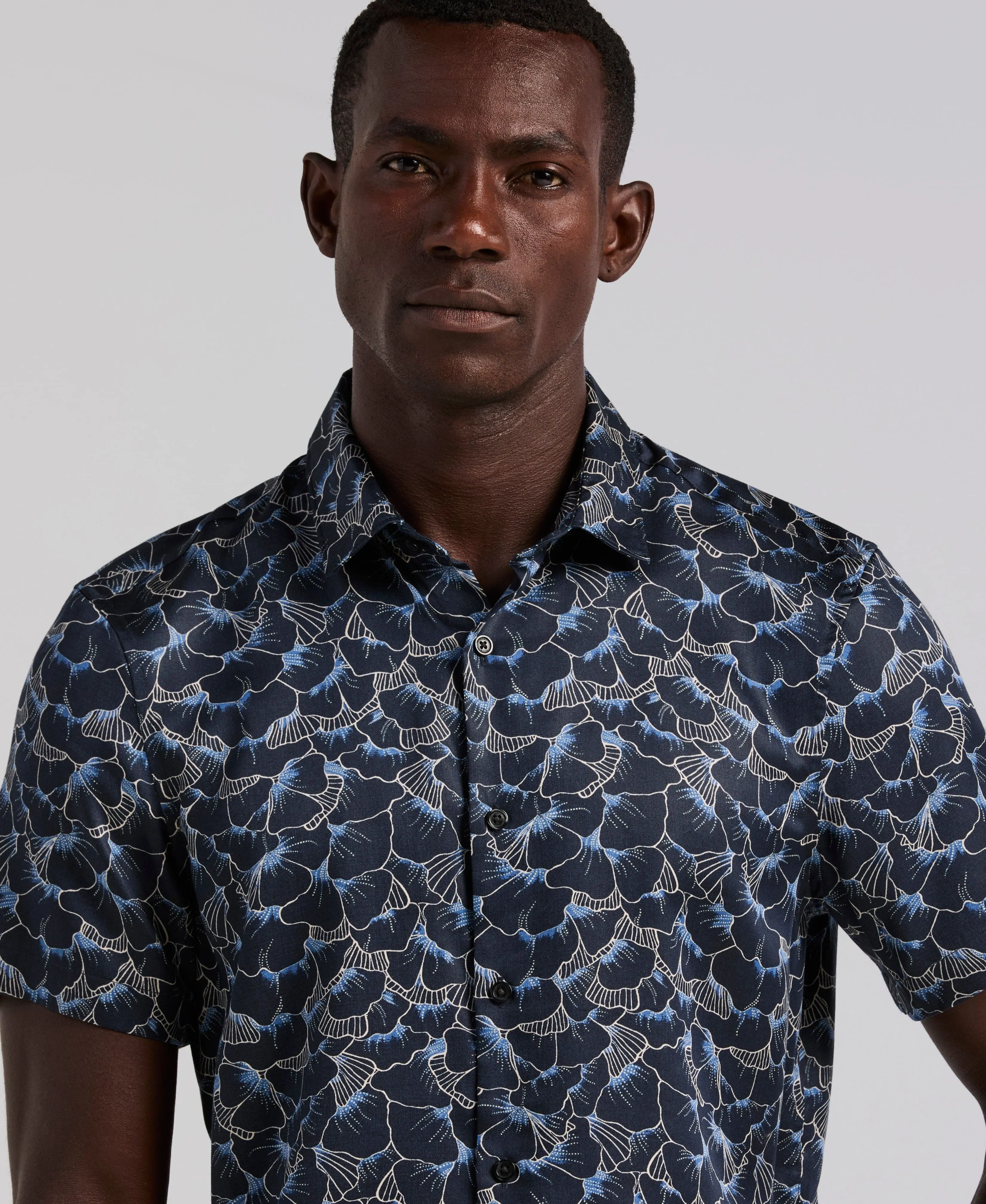 Ginko Print Short Sleeve Shirt sold by Perry Ellis product image thumbnail 3
