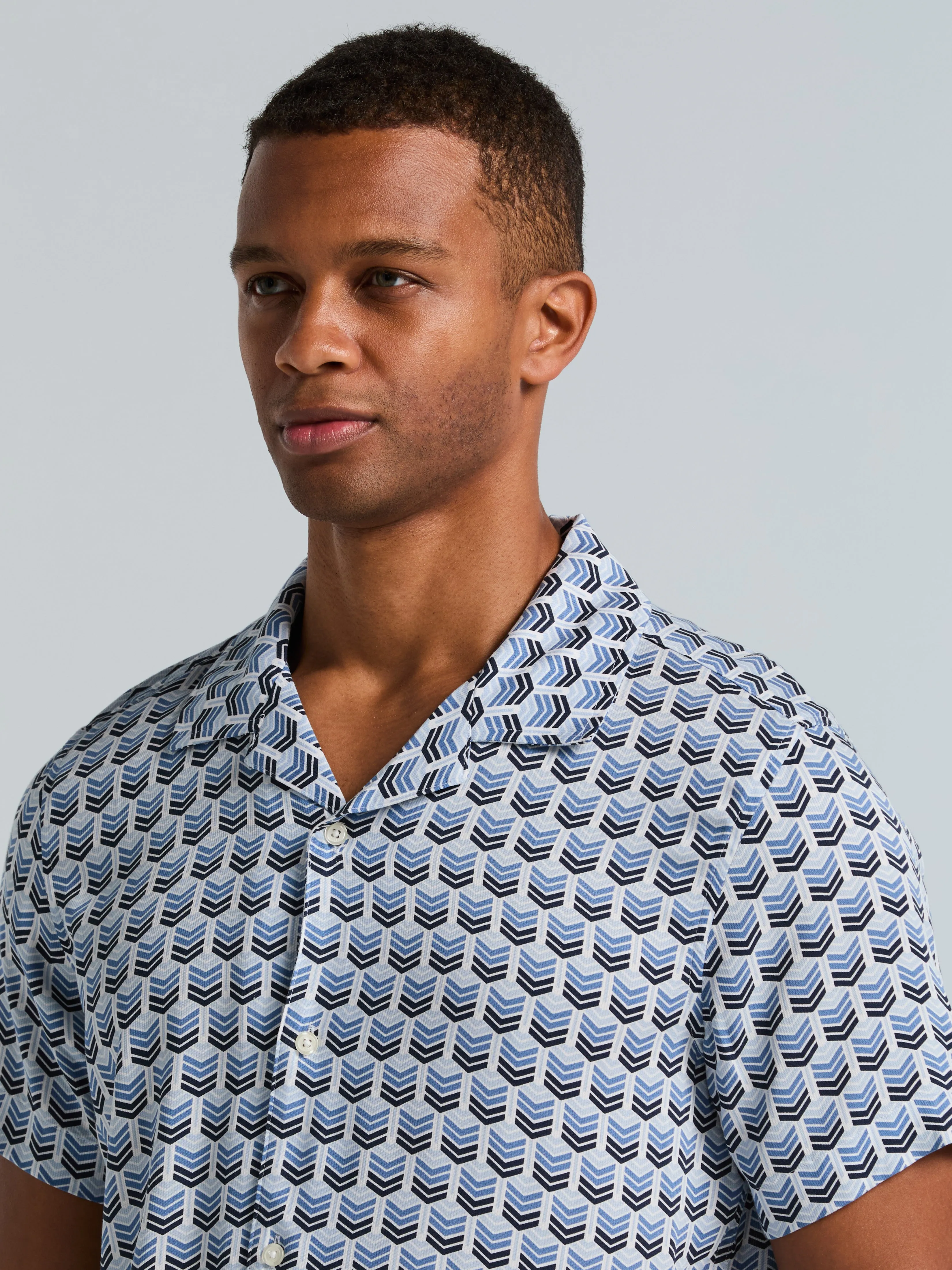 Dobby Print Camp Collar Shirt sold by Perry Ellis product image thumbnail 3