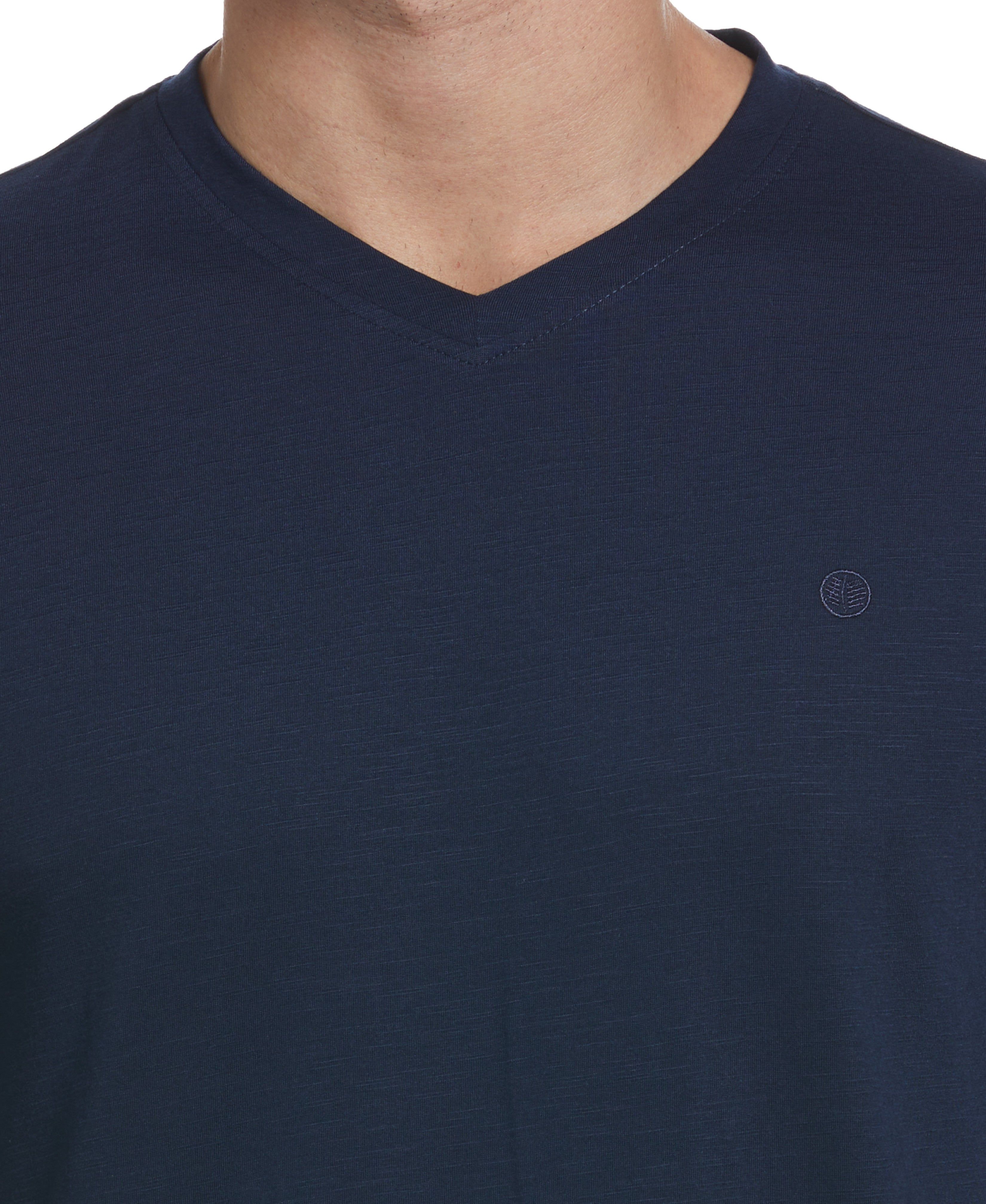 Cubavera™ Solid Slub V-Neck Tee sold by Perry Ellis product image thumbnail 3