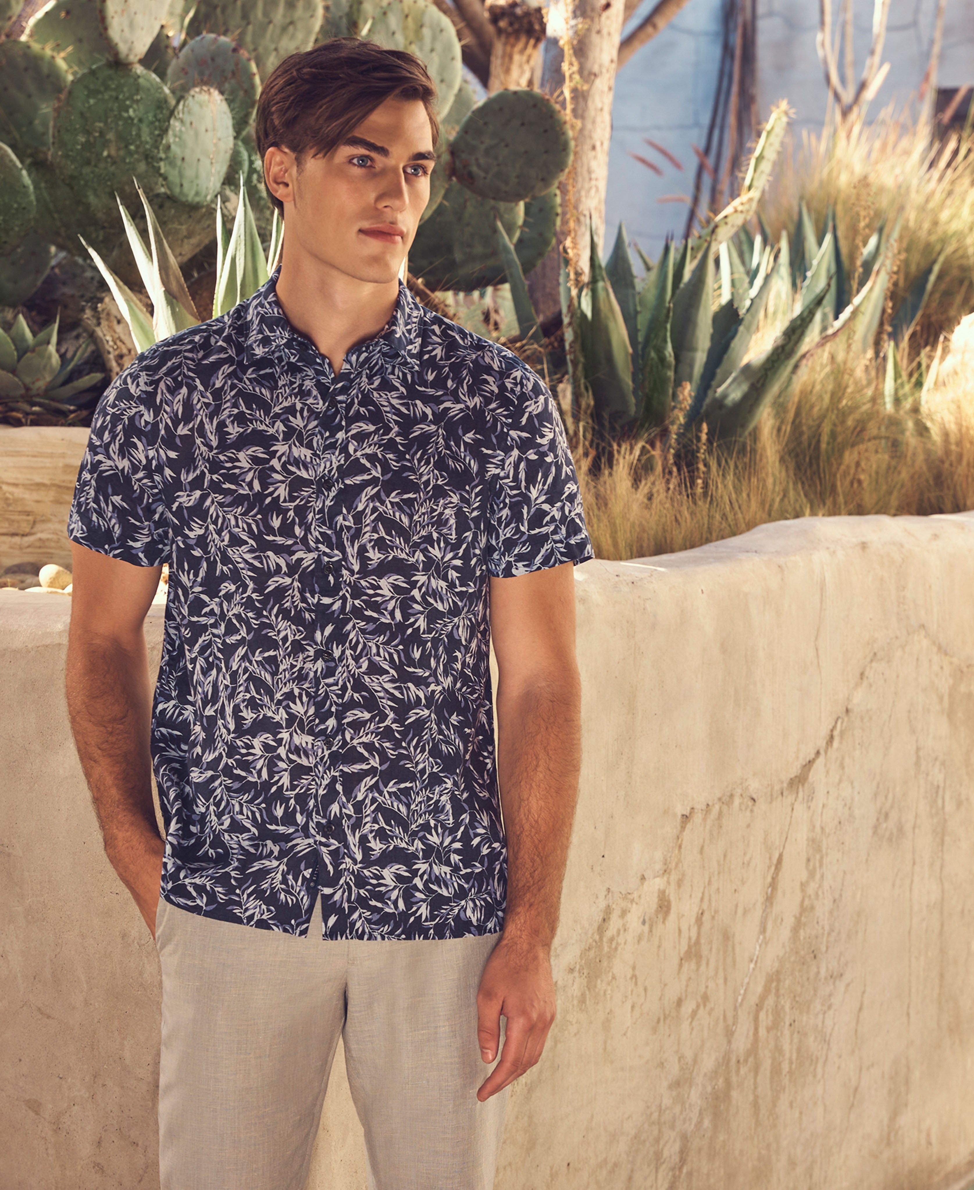 Untucked Linen Leaf Print Shirt sold by Perry Ellis product image thumbnail 4