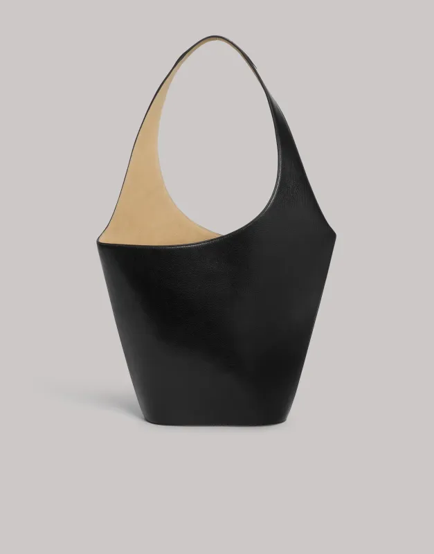 Borsa scultorea in pelle  sold by Philosophy di Lorenzo Serafini