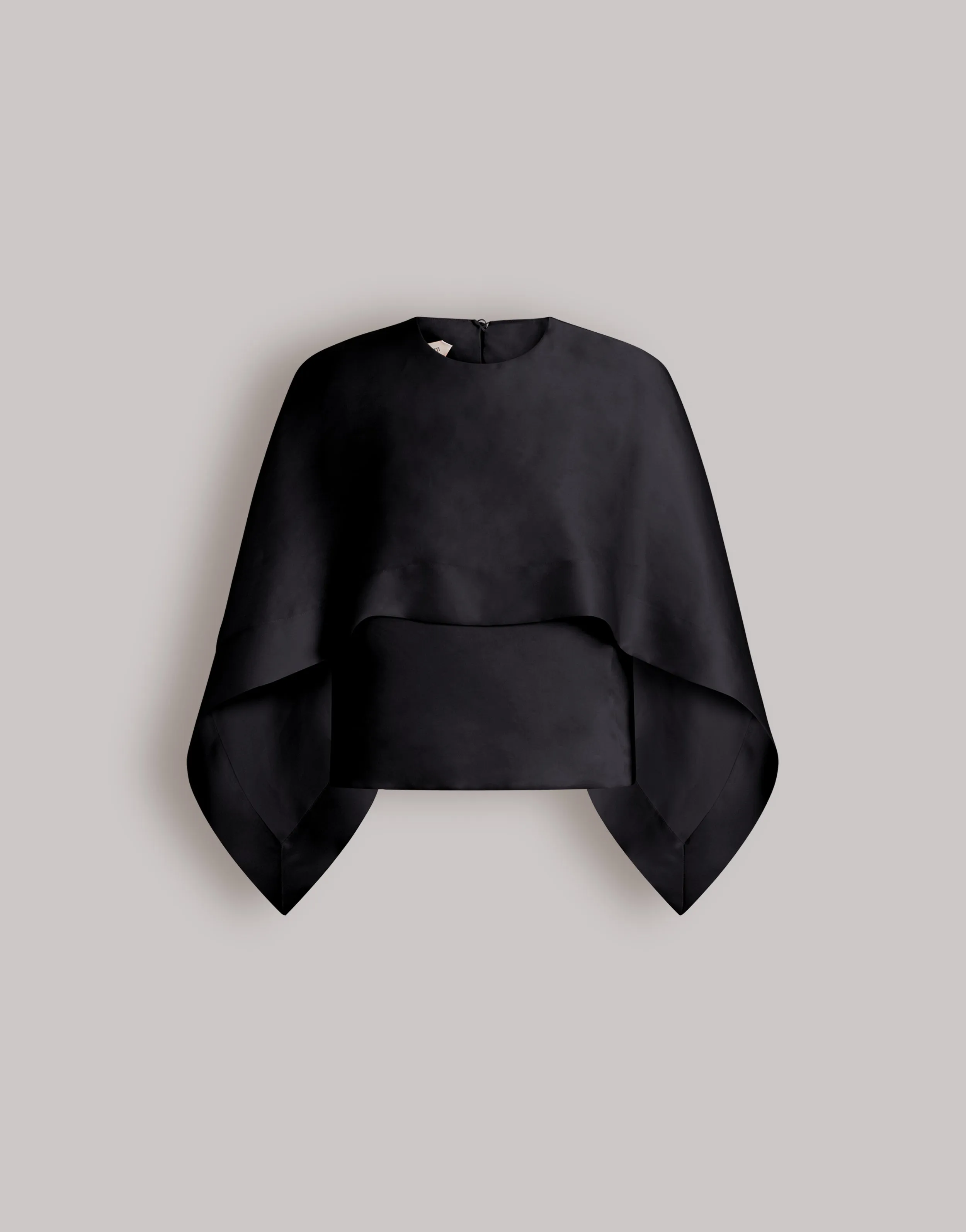 Top cappa in organza di seta sold by Philosophy di Lorenzo Serafini