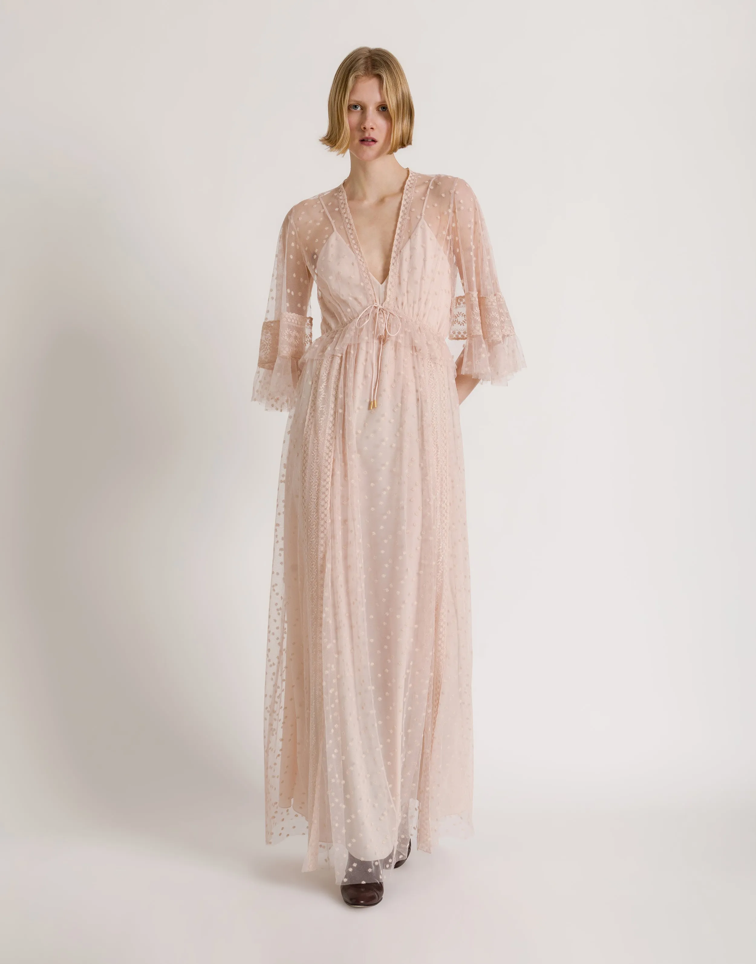 Abito lungo in tulle plumetis sold by Philosophy di Lorenzo Serafini product image thumbnail 2
