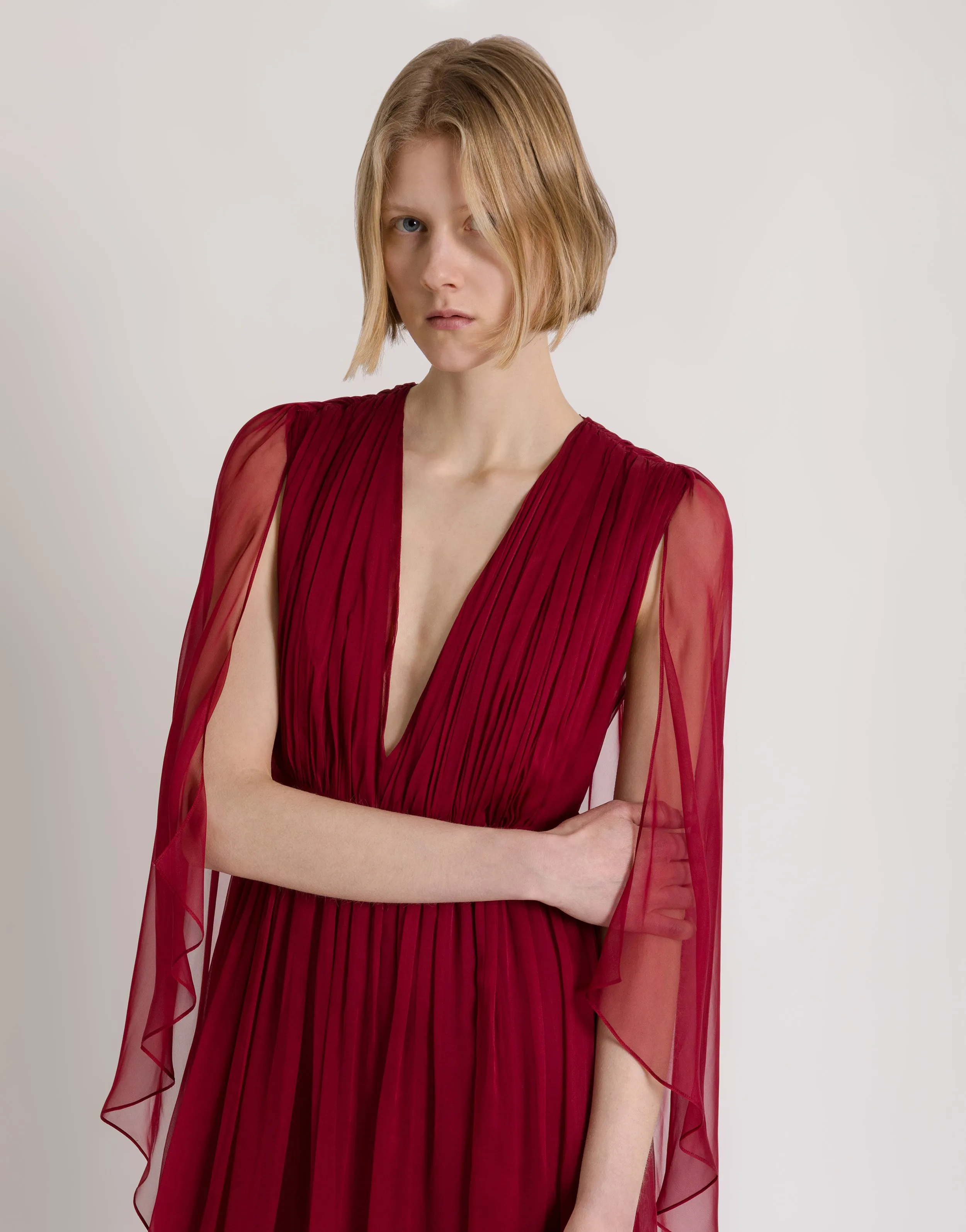 Abito lungo in chiffon con mantella sold by Philosophy di Lorenzo Serafini product image thumbnail 4