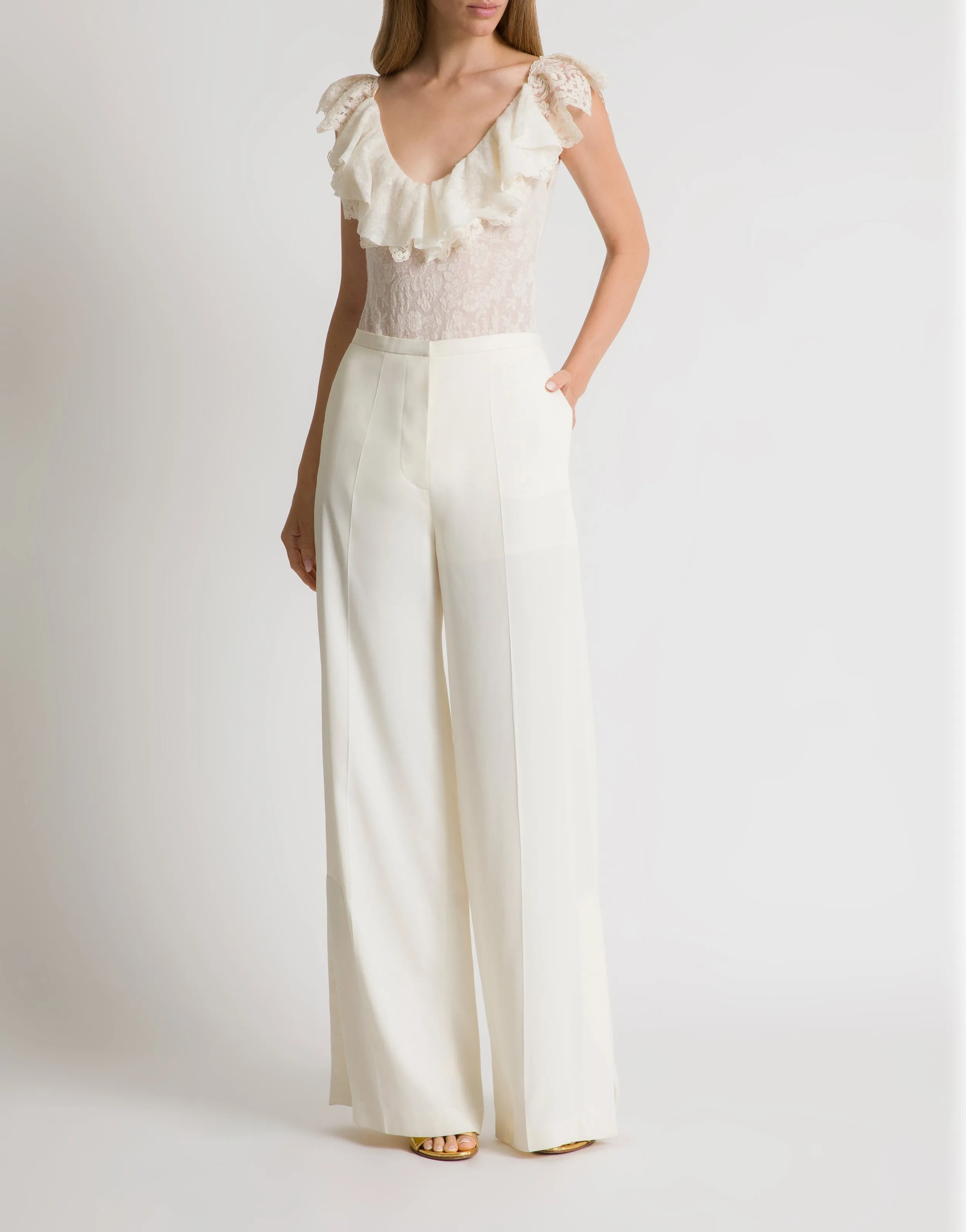 Body in pizzo di lana con maniche con volant sold by Philosophy di Lorenzo Serafini product image thumbnail 2