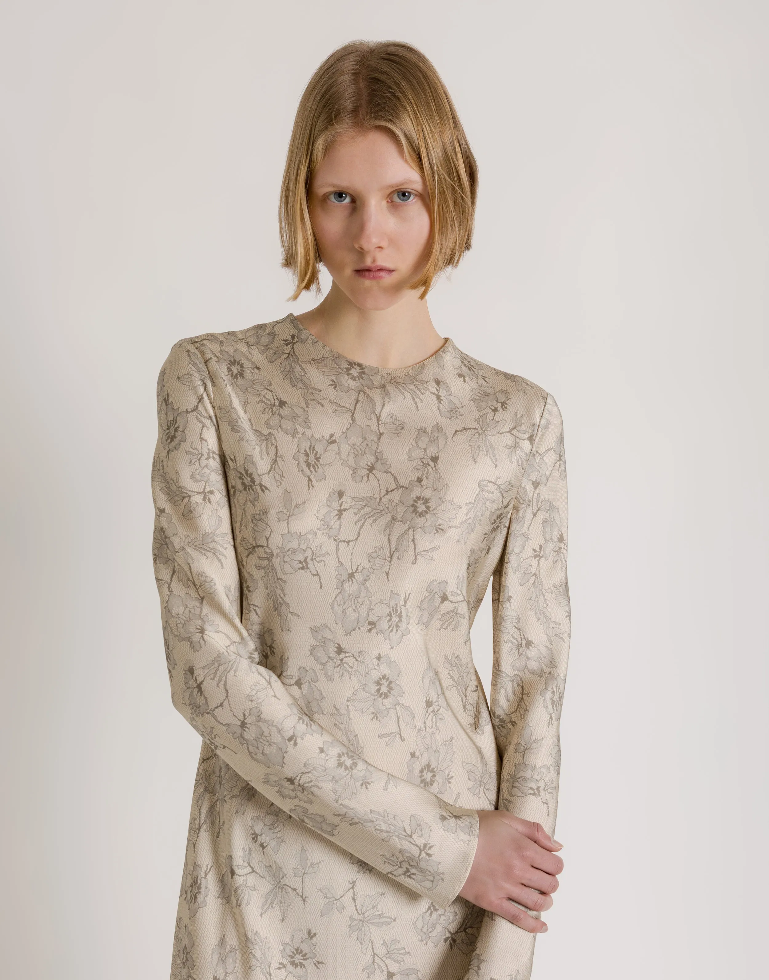 Abito in raso jacquard floreale sold by Philosophy di Lorenzo Serafini product image thumbnail 4
