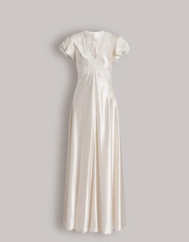 Abito in raso con maniche in pizzo made by Alberta Ferretti