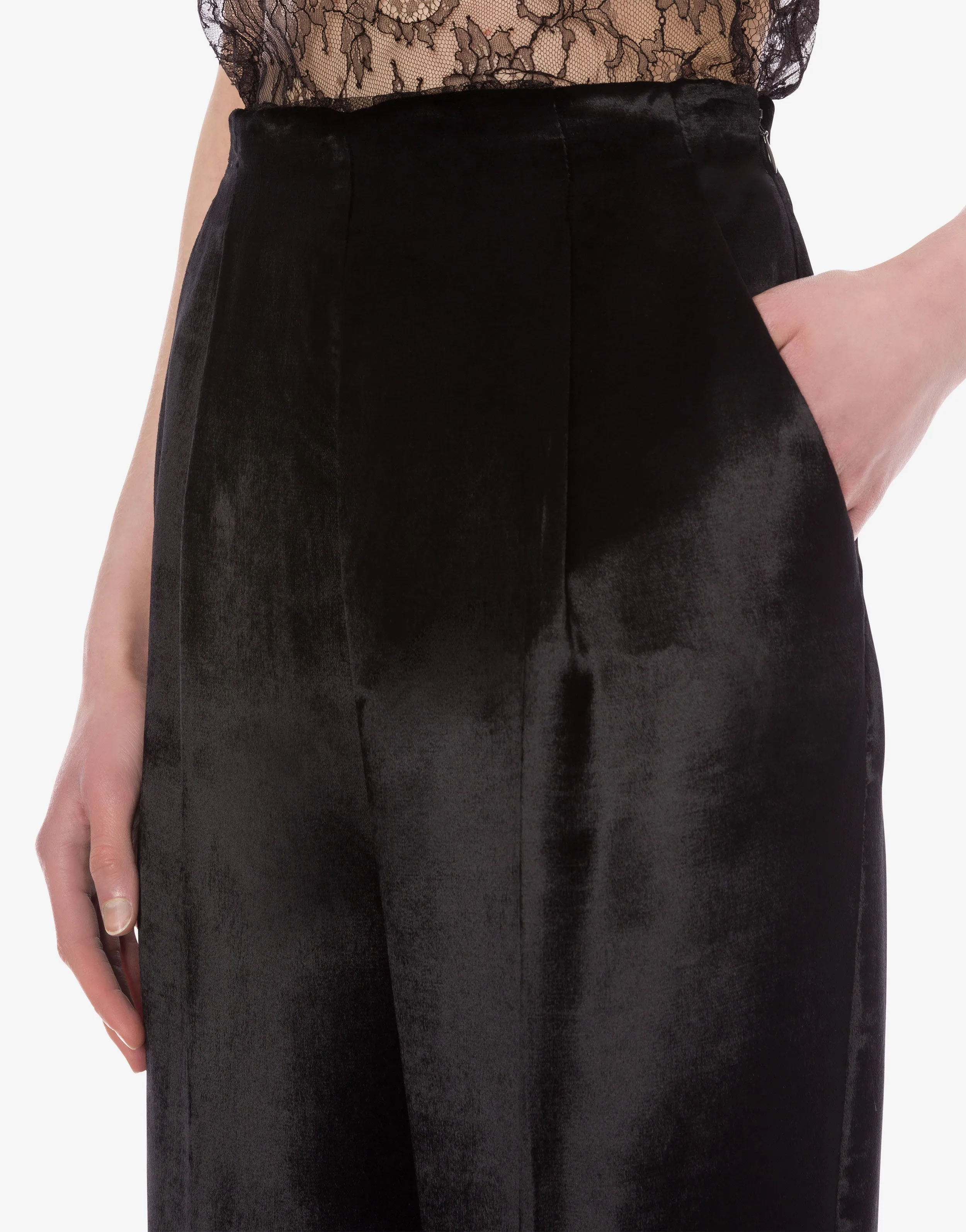 Pantaloni in velluto lucido sold by Philosophy di Lorenzo Serafini product image thumbnail 4