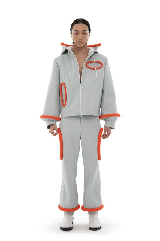 Mars Set sold by Pierre Cardin