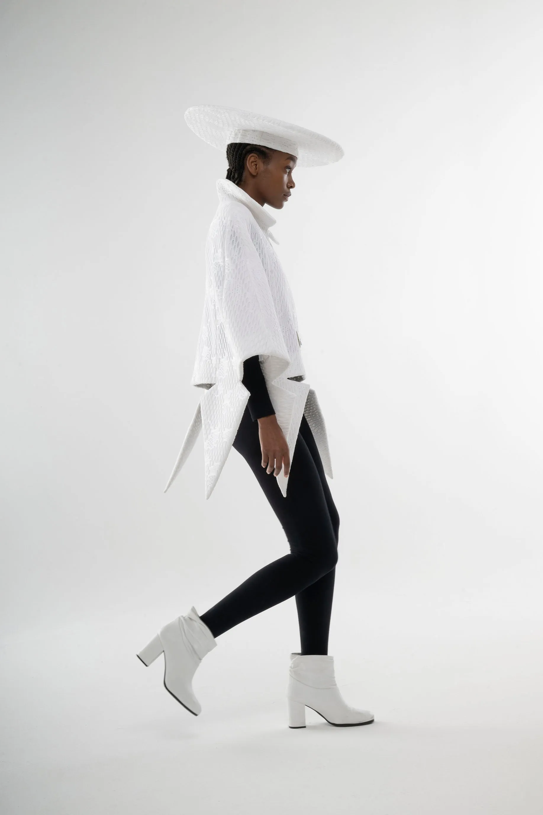 F45 Cape sold by Pierre Cardin product image thumbnail 2