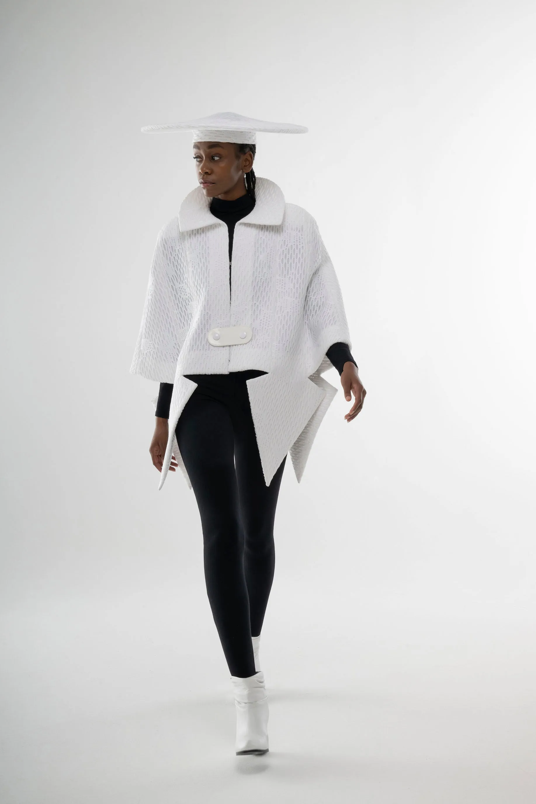 F45 Cape sold by Pierre Cardin