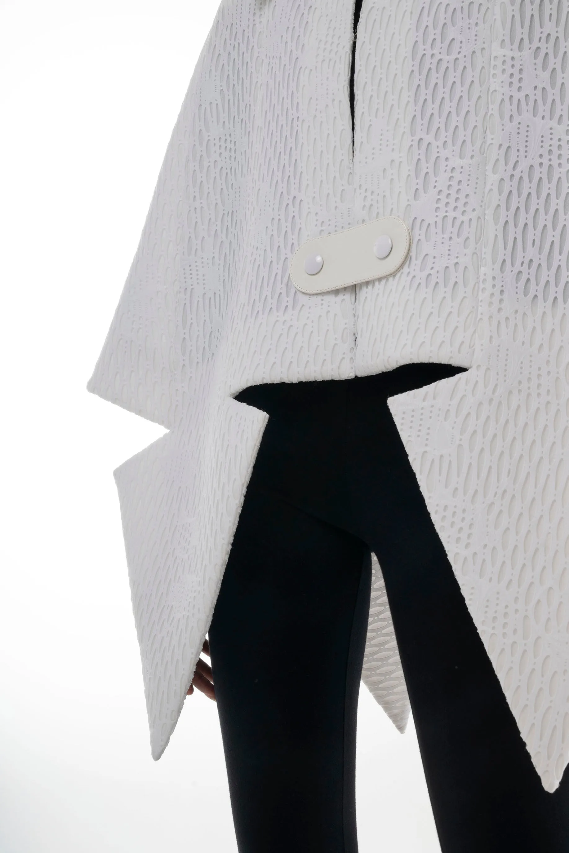 F45 Cape sold by Pierre Cardin product image thumbnail 3