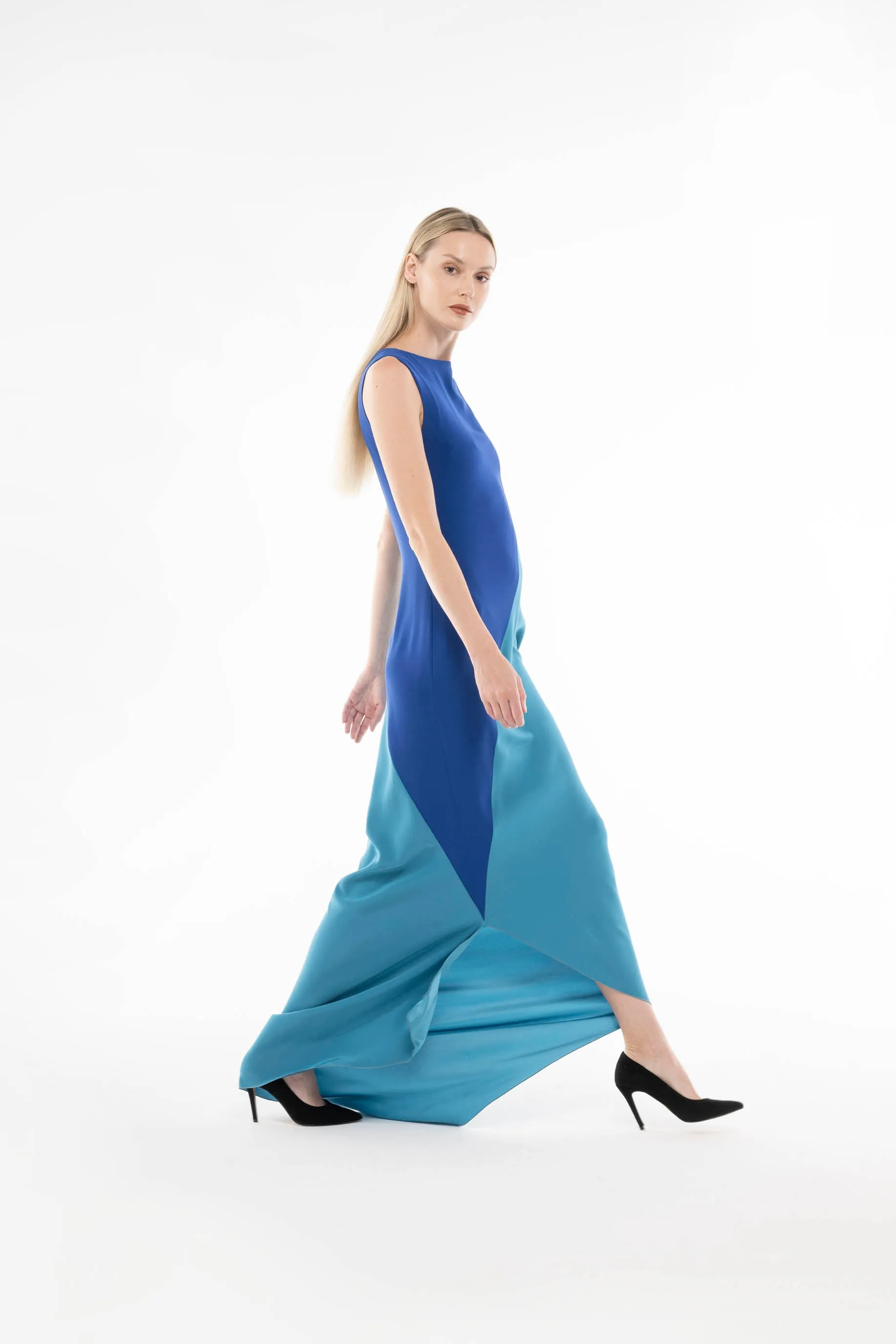 F34 Dress sold by Pierre Cardin product image thumbnail 2