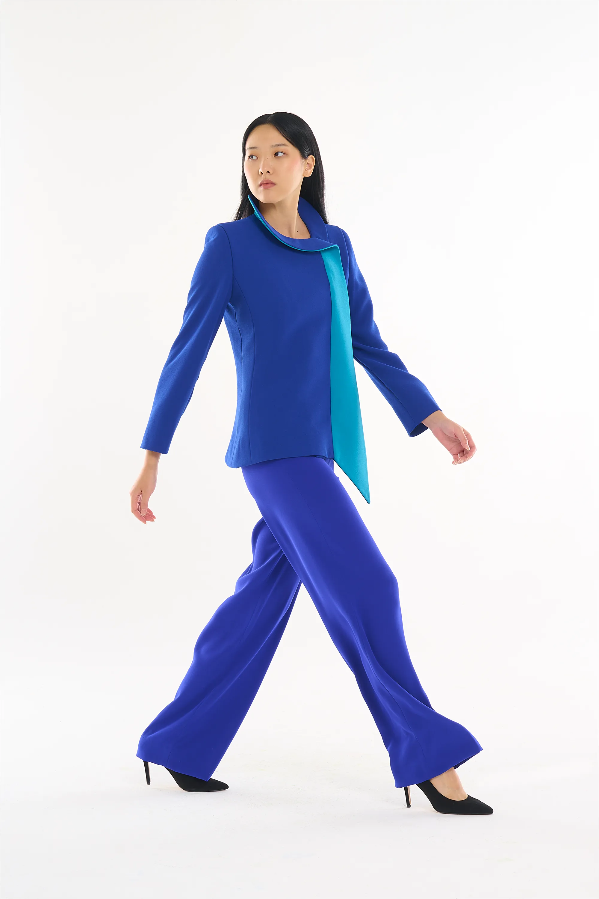 Calyps Suit sold by Pierre Cardin product image thumbnail 2