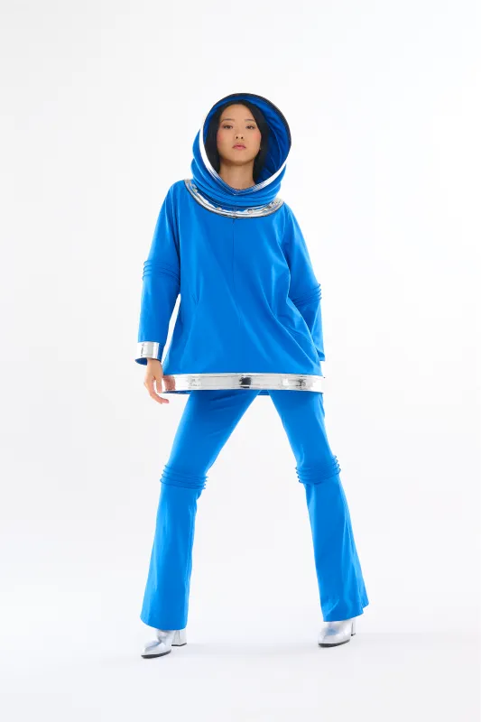 Lunar Blue Set sold by Pierre Cardin