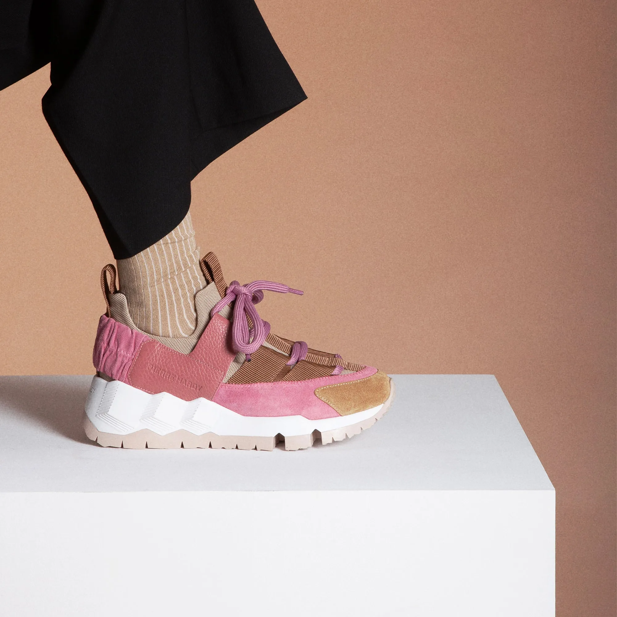 BASKETS TREK COMET XL sold by Pierre Hardy product image thumbnail 4