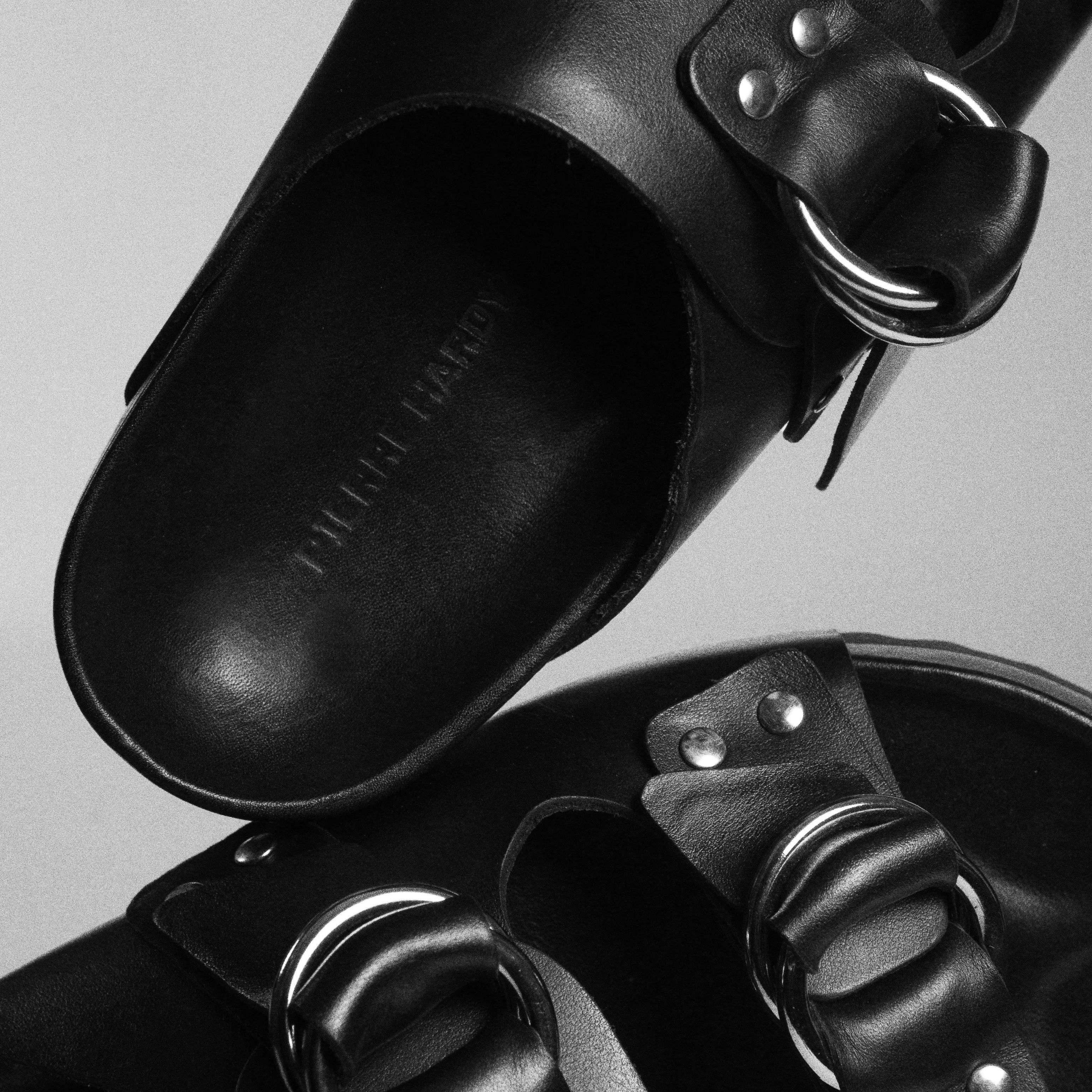 MULE PLATE BEACH RIDER sold by Pierre Hardy product image thumbnail 2