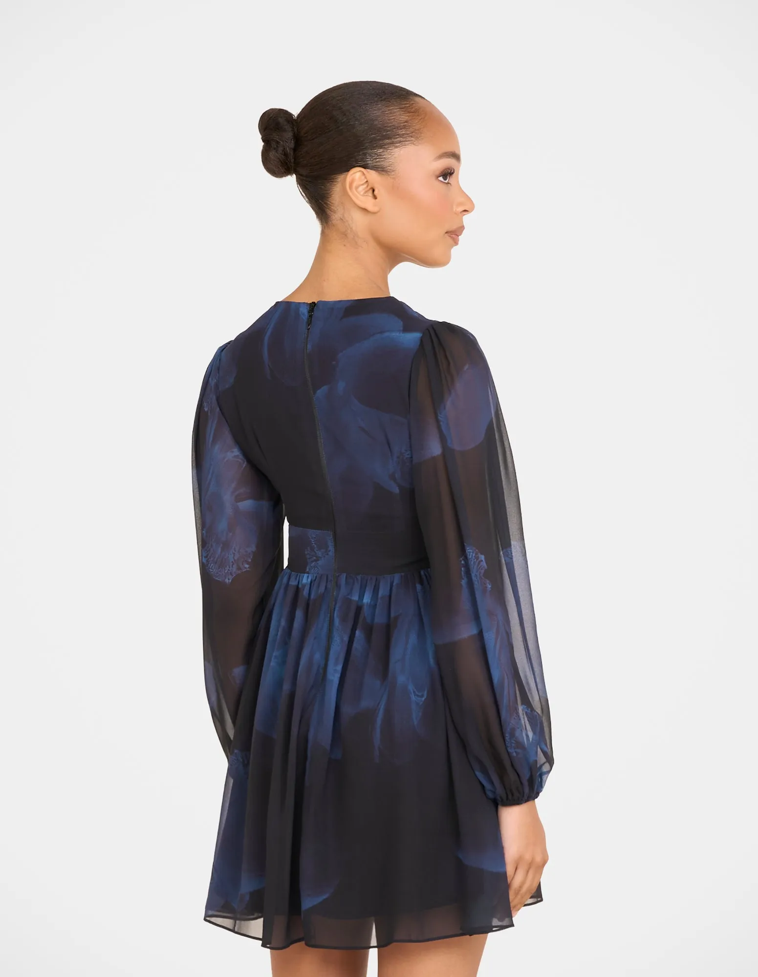 Roula Deep V-neck Mini Dress sold by Pilgrim product image thumbnail 3